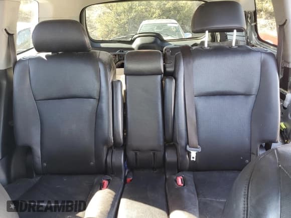 ✅ 2013 Toyota Highlander Limited • VIN: JTEDC3EH7D2014508 • Лот: 85377955. Опубликован ранее на Copart с пробегом 176 922 миль. Бесплатный доступ к архиву аукционных продаж из США и подробный отчёт об истории автомобиля на DreamBid. Изображение 10.