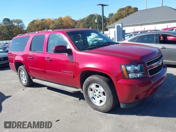 ✅ 2013 Chevrolet Suburban LT • VIN: 1GNSCJE05DR374014 • Лот: 43646383. Опубликован ранее на IAAI с пробегом 213 005 миль. Бесплатный доступ к архиву аукционных продаж из США и подробный отчёт об истории автомобиля на DreamBid. Изображение 1.