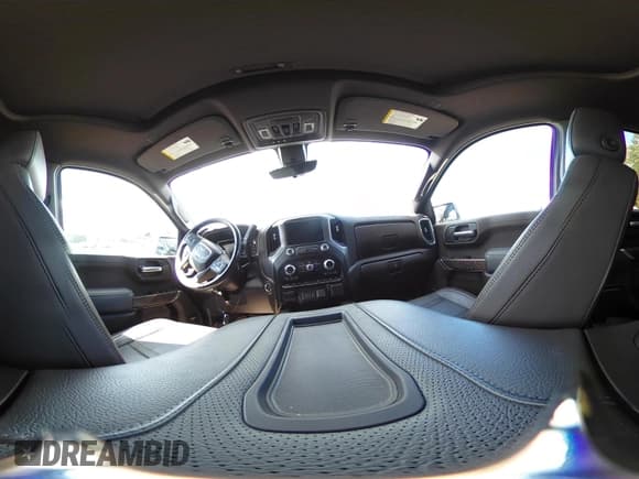 ✅ 2021 GMC Sierra 1500 Denali • VIN: 3GTU9FEL0MG255150 • Lot: 43060209. Wystawiony na IAAI z przebiegiem 56 711 mil. Bezpłatny archiwum sprzedaży aukcyjnych z USA i szczegółowy raport historii pojazdu na DreamBid. Zdjęcie 24.