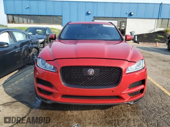 ✅ 2019 Jaguar F-Pace 25t Premium • VIN: SADCJ2FX3KA355272 • Lot: 66181395. Listed on Copart with 73,175 mi. Free auction sales archive from the USA and detailed vehicle history report at DreamBid. Image 5.