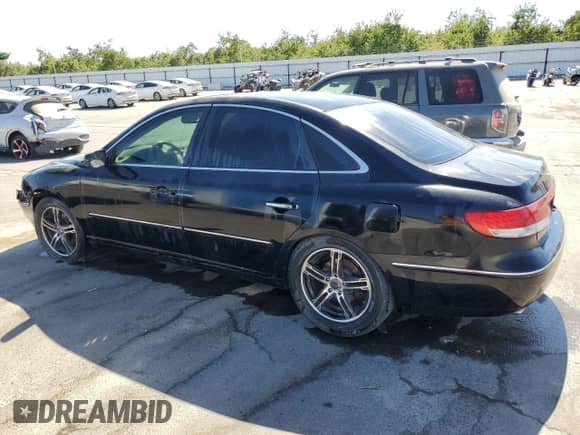 ✅ 2006 Hyundai Azera SE • VIN: KMHFC46F36A087329 • Лот: 64326125. Размещён на Copart с пробегом 136 722 миль миль. Получите бесплатный доступ к архиву аукционных продаж из США и посмотрите подробный отчёт об истории автомобиля на DreamBid. Изображение 2.