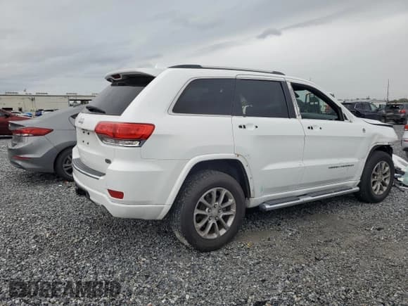 ✅ 2015 Jeep Grand Cherokee Overland • VIN: 1C4RJFCG8FC748938 • Lot: 46275425. Listed on Copart with 102,113 mi. Free auction sales archive from the USA and detailed vehicle history report at DreamBid. Image 3.