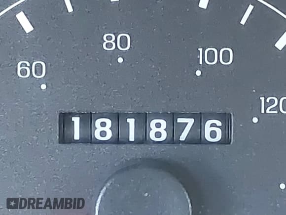 ✅ 2000 Ford Excursion Limited • VIN: 1FMNU42S5YED53957 • Lot: 42007784. Wystawiony na IAAI z przebiegiem 181 876 mil. Bezpłatny archiwum sprzedaży aukcyjnych z USA i szczegółowy raport historii pojazdu na DreamBid. Zdjęcie 15.