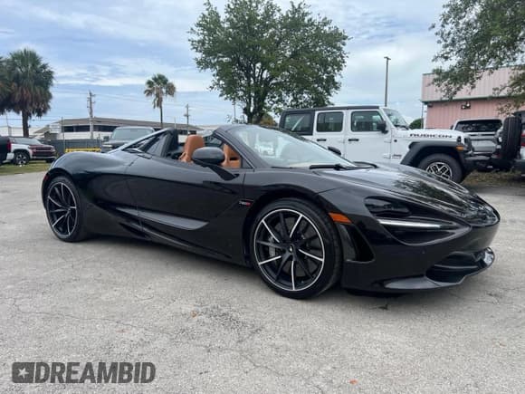 ✅ 2019 McLaren 720S • VIN: SBM14FCA6KW003704 • Lot: 84579925. Wystawiony na Copart z przebiegiem 13 541 mil. Bezpłatny archiwum sprzedaży aukcyjnych z USA i szczegółowy raport historii pojazdu na DreamBid. Zdjęcie 1.