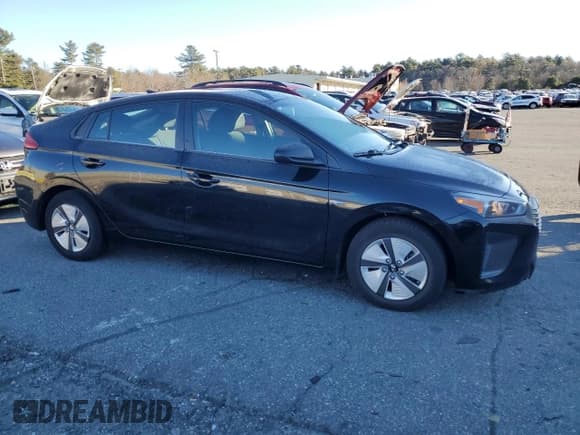 ✅ 2017 Hyundai Ioniq Blue • VIN: KMHC65LC0HU057541 • Lot: 82110944. Wystawiony na Copart z przebiegiem 166 679 mil. Bezpłatny archiwum sprzedaży aukcyjnych z USA i szczegółowy raport historii pojazdu na DreamBid. Zdjęcie 4.