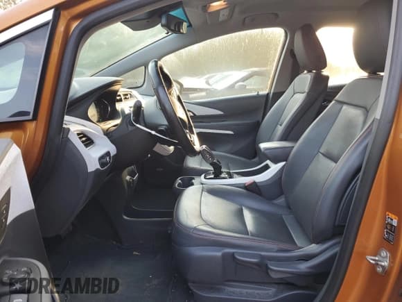 ✅ 2017 Chevrolet Bolt EV Premier • VIN: 1G1FX6S02H4188765 • Lot: 71349154. Wystawiony na Copart z przebiegiem 209 687 mil. Bezpłatny archiwum sprzedaży aukcyjnych z USA i szczegółowy raport historii pojazdu na DreamBid. Zdjęcie 7.