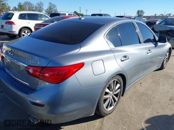 ✅ 2014 Infiniti Q50 Premium • VIN: JN1BV7AP5EM677837 • Лот: 43775098. Опубликован ранее на IAAI с пробегом 204 467 миль. Бесплатный доступ к архиву аукционных продаж из США и подробный отчёт об истории автомобиля на DreamBid. Изображение 4.