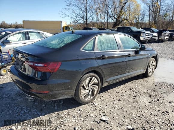 ✅ 2020 Volkswagen Jetta SEL • VIN: 3VWEB7BU4LM071211 • Lot: 81034514. Wystawiony na Copart z przebiegiem 76 352 mil. Bezpłatny archiwum sprzedaży aukcyjnych z USA i szczegółowy raport historii pojazdu na DreamBid. Zdjęcie 3.