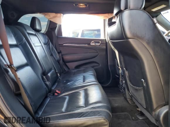 ✅ 2015 Jeep Grand Cherokee Overland • VIN: 1C4RJFCG8FC912639 • Lot: 89864345. Wystawiony na Copart z przebiegiem Nie podano. Bezpłatny archiwum sprzedaży aukcyjnych z USA i szczegółowy raport historii pojazdu na DreamBid. Zdjęcie 10.