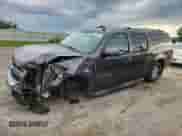 2010 Chevrolet Suburban LT z VIN 1GNUKJE3XAR134023, wystawiony jako Copart lot #72012285 z przebiegiem 262 677 mil mil oraz Nie do naprawy • Non repairable. Historia ofert i sprzedaży dostępna na DreamBid. Obrazek 1.