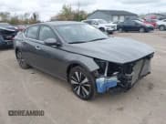 ✅ 2022 Nissan Altima SV • VIN: 1N4BL4DV1NN342750 • Lot: 43435729. Wystawiony na IAAI z przebiegiem 49 681 mil. Bezpłatny archiwum sprzedaży aukcyjnych z USA i szczegółowy raport historii pojazdu na DreamBid. Zdjęcie 1.
