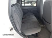 ✅ 2000 Ford Explorer XLT • VIN: 1FMZU63E8YZA21820 • Lot: 42619468. Wystawiony na IAAI z przebiegiem 207 542 mil. Bezpłatny archiwum sprzedaży aukcyjnych z USA i szczegółowy raport historii pojazdu na DreamBid. Zdjęcie 8.