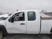 ✅ 2008 Chevrolet Silverado 2500HD 1LT • VIN: 1GCHK29K38E182871 • Lot: 42067577. Wystawiony na IAAI z przebiegiem 262 626 mil. Bezpłatny archiwum sprzedaży aukcyjnych z USA i szczegółowy raport historii pojazdu na DreamBid. Zdjęcie 14.