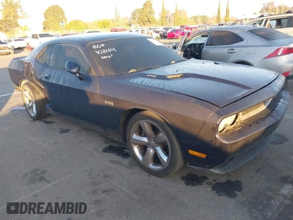 ✅ 2012 Dodge Challenger R/T Plus • VIN: 2C3CDYBT2CH292987 • Lot: 41484399. Wystawiony na IAAI z przebiegiem 179 523 mil. Bezpłatny archiwum sprzedaży aukcyjnych z USA i szczegółowy raport historii pojazdu na DreamBid. Zdjęcie 1.