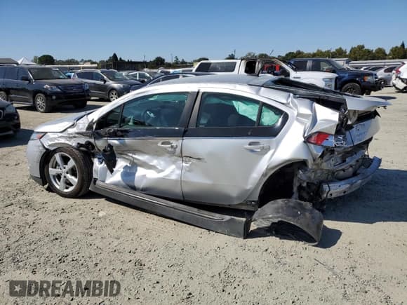 ✅ 2013 Chevrolet Volt • VIN: 1G1RE6E47DU130937 • Lot: 80944445. Wystawiony na Copart z przebiegiem 172 509 mil. Bezpłatny archiwum sprzedaży aukcyjnych z USA i szczegółowy raport historii pojazdu na DreamBid. Zdjęcie 2.