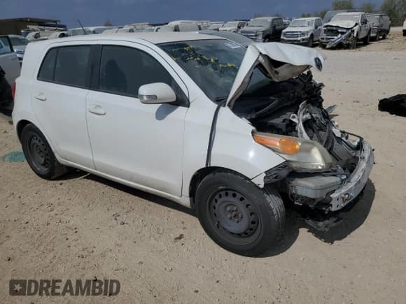 ✅ 2012 Scion xD • VIN: JTKKU4B48C1016944 • Лот: 87206025. Опубликован ранее на Copart с пробегом 124 834 миль. Бесплатный доступ к архиву аукционных продаж из США и подробный отчёт об истории автомобиля на DreamBid. Изображение 4.