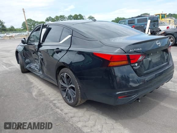 ✅ 2024 Nissan Altima SR • VIN: 1N4BL4CV2RN330145 • Лот: 42468092. Опубликован ранее на IAAI с пробегом 38 598 миль. Бесплатный доступ к архиву аукционных продаж из США и подробный отчёт об истории автомобиля на DreamBid. Изображение 3.