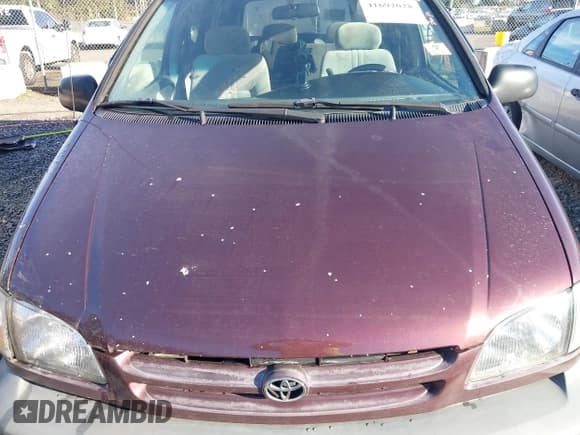 ✅ 1999 Toyota Sienna CE • VIN: 4T3ZF19C0XU151077 • Lot: 41692028. Wystawiony na IAAI z przebiegiem Nie podano. Bezpłatny archiwum sprzedaży aukcyjnych z USA i szczegółowy raport historii pojazdu na DreamBid. Zdjęcie 10.