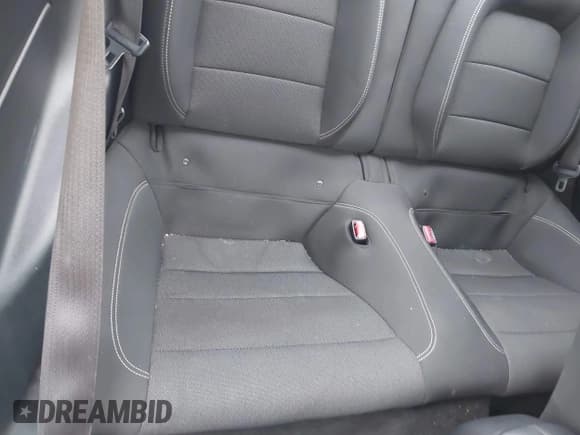 ✅ 2015 Ford Mustang V6 • VIN: 1FA6P8AM6F5345072 • Лот: 43333572. Опубликован ранее на IAAI с пробегом 97 447 миль. Бесплатный доступ к архиву аукционных продаж из США и подробный отчёт об истории автомобиля на DreamBid. Изображение 8.