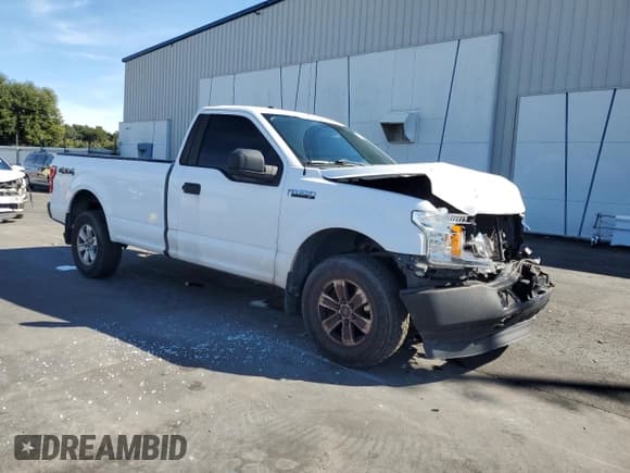 ✅ 2018 Ford F-150 XL • VIN: 1FTMF1E53JKD96523 • Лот: 92186665. Опубликован ранее на Copart с пробегом 94 798 миль. Бесплатный доступ к архиву аукционных продаж из США и подробный отчёт об истории автомобиля на DreamBid. Изображение 4.