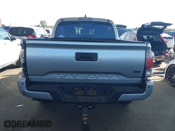 2022 Toyota Tacoma SR5 with VIN 3TMAZ5CN9NM186656, listed as a IAAI auction lot 43253480 with 25,540 mi miles and . Bid and sale history available at DreamBid. Image 16.