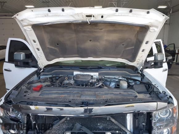 ✅ 2015 Chevrolet Silverado 2500HD LT • VIN: 1GC1KVE83FF119760 • Lot: 42693479. Listed on IAAI with 329,481 mi. Free auction sales archive from the USA and detailed vehicle history report at DreamBid. Image 10.