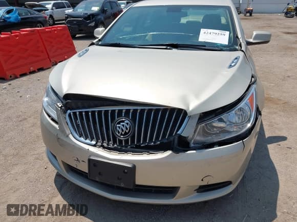 ✅ 2013 Buick LaCrosse • VIN: 1G4GA5ER5DF213380 • Lot: 42479259. Wystawiony na IAAI z przebiegiem 124 316 mil. Bezpłatny archiwum sprzedaży aukcyjnych z USA i szczegółowy raport historii pojazdu na DreamBid. Zdjęcie 6.