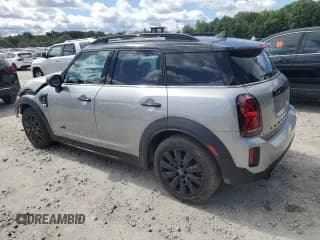 ✅ 2024 MINI Countryman Cooper S • VIN: WMZ83BR01R3S05864 • Lot: 68606664. Listed on Copart with 3,611 mi. Free auction sales archive from the USA and detailed vehicle history report at DreamBid. Image 2.