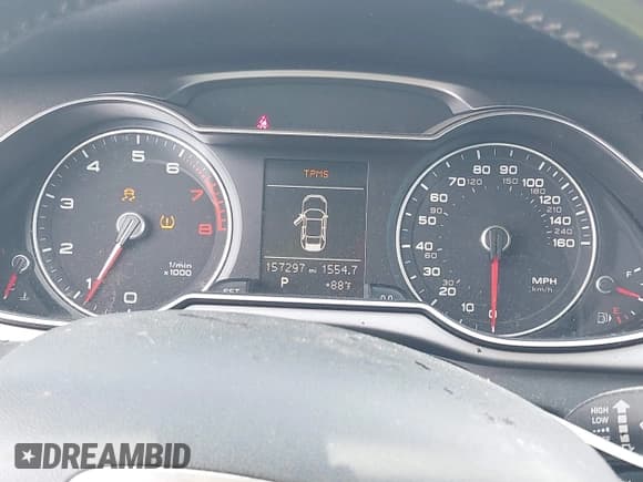 ✅ 2013 Audi A4 Premium • VIN: WAUAFAFL3DN029055 • Lot: 43473475. Wystawiony na IAAI z przebiegiem 157 297 mil. Bezpłatny archiwum sprzedaży aukcyjnych z USA i szczegółowy raport historii pojazdu na DreamBid. Zdjęcie 7.