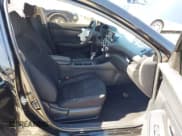 ✅ 2021 Nissan Sentra S • VIN: 3N1AB8BV5MY227057 • Lot: 43325954. Wystawiony na IAAI z przebiegiem 92 368 mil. Bezpłatny archiwum sprzedaży aukcyjnych z USA i szczegółowy raport historii pojazdu na DreamBid. Zdjęcie 5.