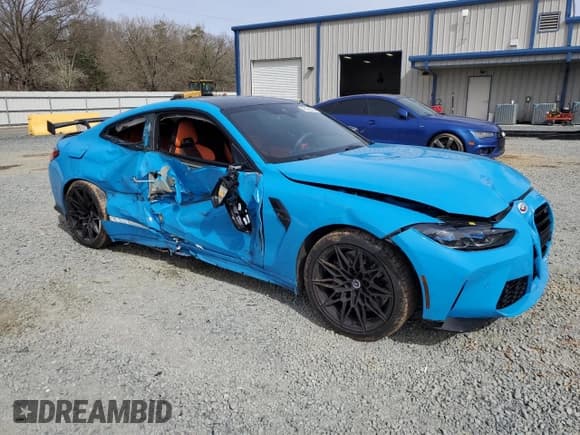 ✅ 2022 BMW M4 Competition xDrive • VIN: WBS43AZ01NCK81354 • Lot: 45180024. Listed on Copart with 13,723 mi. Free auction sales archive from the USA and detailed vehicle history report at DreamBid. Image 4.