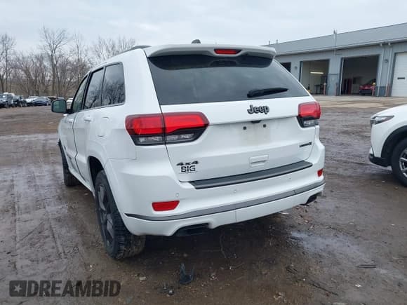 ✅ 2020 Jeep Grand Cherokee Limited • VIN: 1C4RJFBG9LC151858 • Лот: 41639389. Опубликован ранее на IAAI с пробегом 145 917 миль. Бесплатный доступ к архиву аукционных продаж из США и подробный отчёт об истории автомобиля на DreamBid. Изображение 3.