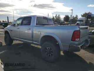 2010 Dodge 3500 Laramie z VIN 3D73Y3CL6AG133877, wystawiony jako Copart lot #46506895 z przebiegiem 176 677 mil mil oraz Czysty tytuł • Clean title. Historia ofert i sprzedaży dostępna na DreamBid. Obrazek 2.