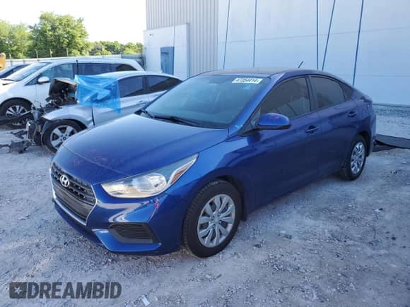2018 Hyundai Accent SEL z VIN 3KPC24A39JE024359, wystawiony jako Copart lot #47354414 z przebiegiem 64 808 mil mil oraz . Historia ofert i sprzedaży dostępna na DreamBid. Obrazek 1.
