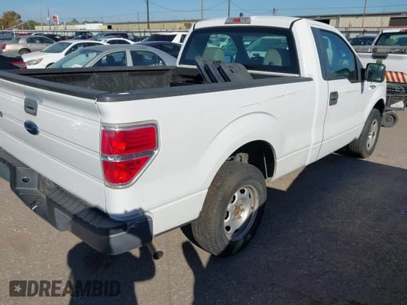 ✅ 2009 Ford F-150 XL • VIN: 1FTRF12W29KA94512 • Lot: 43915799. Listed on IAAI with 130,559 mi. Free auction sales archive from the USA and detailed vehicle history report at DreamBid. Image 4.