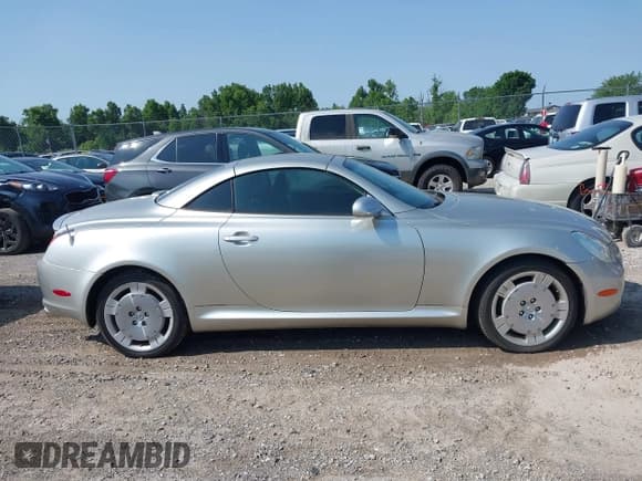 ✅ 2004 Lexus SC 430 • VIN: JTHFN48YX40050423 • Lot: 42338906. Listed on IAAI with 183,211 mi. Free auction sales archive from the USA and detailed vehicle history report at DreamBid. Image 13.