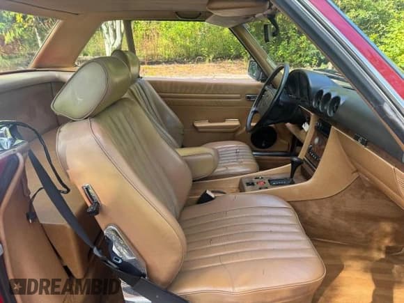 ✅ 1987 Mercedes-Benz 560 SL • VIN: WDBBA48D8HA065591 • Lot: 73538474. Listed on Copart with 119,516 mi. Free auction sales archive from the USA and detailed vehicle history report at DreamBid. Image 5.