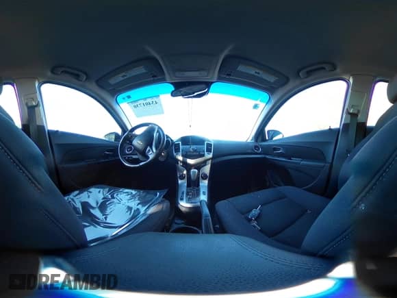 2012 Chevrolet Cruze 1LT z VIN 1G1PF5SC2C7387396, wystawiony jako IAAI lot #43401730 z przebiegiem 137 692 mil mil oraz . Historia ofert i sprzedaży dostępna na DreamBid. Obrazek 19.