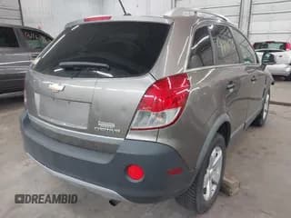 ✅ 2012 Chevrolet Captiva Sport LS • VIN: 3GNAL2EK2CS558082 • Lot: 42110772. Wystawiony na IAAI z przebiegiem 83 253 mil. Bezpłatny archiwum sprzedaży aukcyjnych z USA i szczegółowy raport historii pojazdu na DreamBid. Zdjęcie 4.