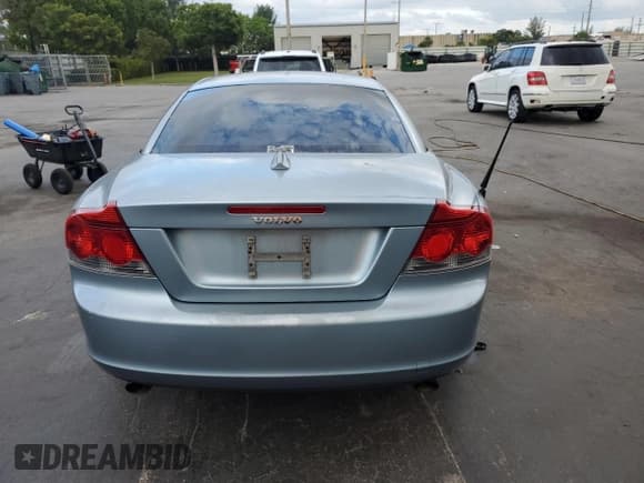 ✅ 2008 Volvo C70 • VIN: YV1MC67238J050443 • Lot: 91498375. Wystawiony na Copart z przebiegiem Nie podano. Bezpłatny archiwum sprzedaży aukcyjnych z USA i szczegółowy raport historii pojazdu na DreamBid. Zdjęcie 6.