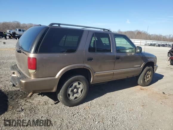 ✅ 2004 Chevrolet Blazer LS • VIN: 1GNDT13X84K158661 • Lot: 85697264. Wystawiony na Copart z przebiegiem 163 809 mil. Bezpłatny archiwum sprzedaży aukcyjnych z USA i szczegółowy raport historii pojazdu na DreamBid. Zdjęcie 3.