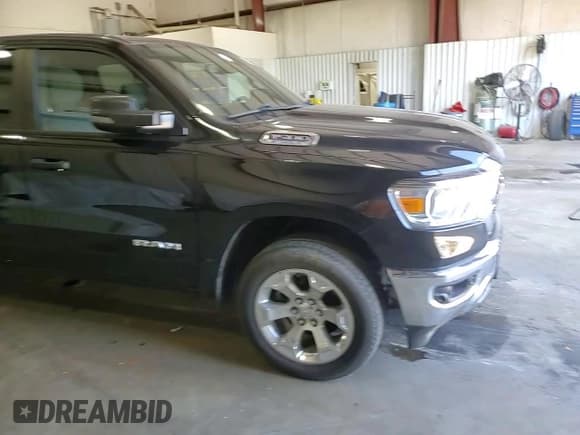 ✅ 2023 Ram 1500 Big Horn • VIN: 1C6RRFFG8PN591459 • Лот: 82442845. Опубликован ранее на Copart с пробегом Не указан. Бесплатный доступ к архиву аукционных продаж из США и подробный отчёт об истории автомобиля на DreamBid. Изображение 13.