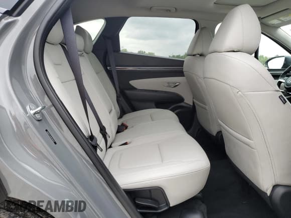 ✅ 2024 Hyundai Tucson SEL • VIN: 5NMJFCDE1RH402178 • Lot: 67582924. Wystawiony na Copart z przebiegiem 1 203 mil. Bezpłatny archiwum sprzedaży aukcyjnych z USA i szczegółowy raport historii pojazdu na DreamBid. Zdjęcie 11.