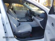 ✅ 2024 Hyundai Kona SEL • VIN: KM8HBCAB3RU176458 • Лот: 43666883. Опубликован ранее на IAAI с пробегом 33 277 миль. Бесплатный доступ к архиву аукционных продаж из США и подробный отчёт об истории автомобиля на DreamBid. Изображение 5.