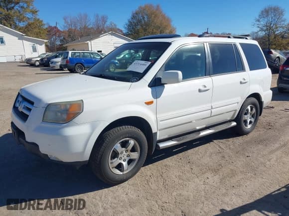 ✅ 2007 Honda Pilot EX-L • VIN: 5FNYF28747B030046 • Lot: 43714489. Listed on IAAI with Not provided. Free auction sales archive from the USA and detailed vehicle history report at DreamBid. Image 2.