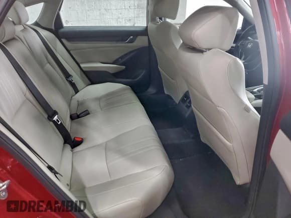 ✅ 2019 Honda Accord Touring • VIN: 1HGCV2F9XKA000294 • Лот: 94507865. Опубликован ранее на Copart с пробегом 77 076 миль. Бесплатный доступ к архиву аукционных продаж из США и подробный отчёт об истории автомобиля на DreamBid. Изображение 10.