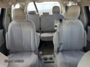 ✅ 2012 Toyota Sienna LE AAS • VIN: 5TDKK3DC4CS204939 • Lot: 71807755. Wystawiony na Copart z przebiegiem 154 469 mil. Bezpłatny archiwum sprzedaży aukcyjnych z USA i szczegółowy raport historii pojazdu na DreamBid. Zdjęcie 10.