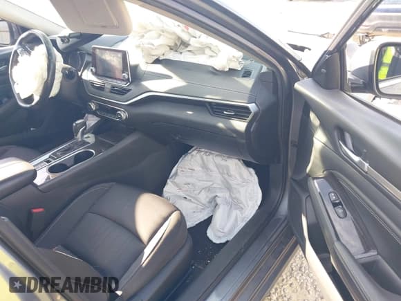 ✅ 2020 Nissan Altima SV • VIN: 1N4BL4DW8LC100670 • Lot: 43102219. Wystawiony na IAAI z przebiegiem 62 683 mil. Bezpłatny archiwum sprzedaży aukcyjnych z USA i szczegółowy raport historii pojazdu na DreamBid. Zdjęcie 5.