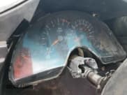 ✅ 1998 Pontiac Firebird Firebird • VIN: 2G2FS22K2W2209783 • Lot: 69790445. Wystawiony na Copart z przebiegiem Nie podano. Bezpłatny archiwum sprzedaży aukcyjnych z USA i szczegółowy raport historii pojazdu na DreamBid. Zdjęcie 9.