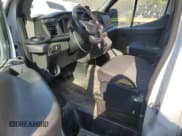 ✅ 2020 Ford Transit Cargo • VIN: 1FTBR2C8XLKA40526 • Lot: 51336765. Wystawiony na Copart z przebiegiem 98 773 mil. Bezpłatny archiwum sprzedaży aukcyjnych z USA i szczegółowy raport historii pojazdu na DreamBid. Zdjęcie 8.